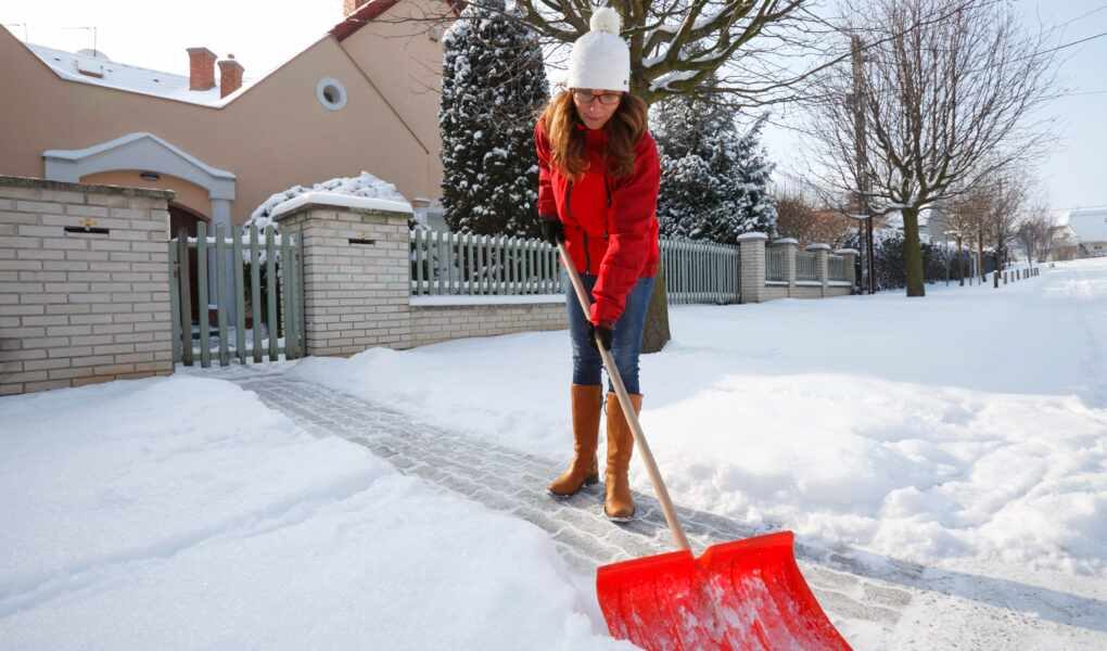 How To Remove Snow From Your Driveway