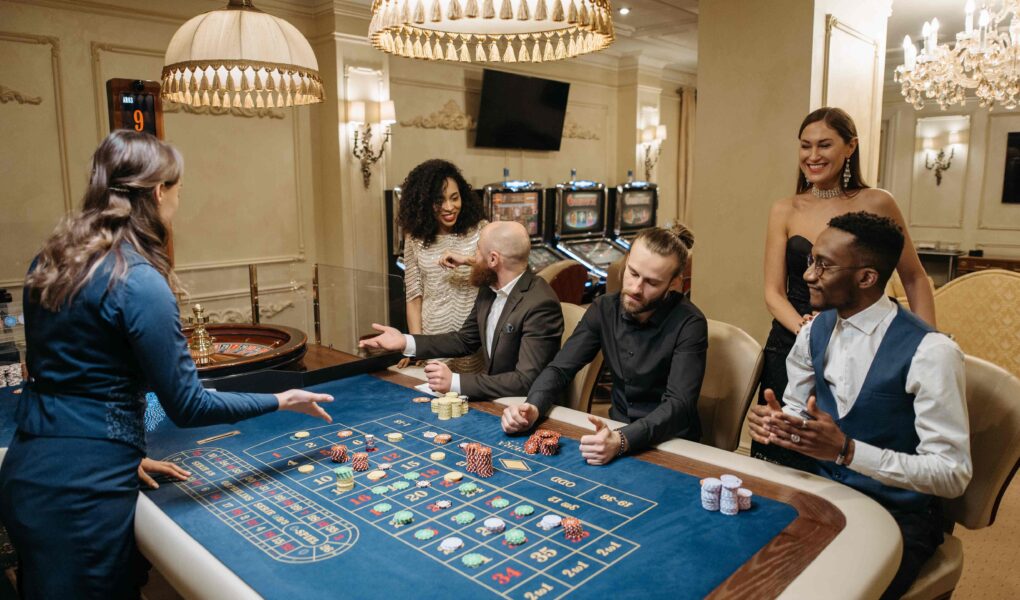 What Are Live Dealer Casino Games?