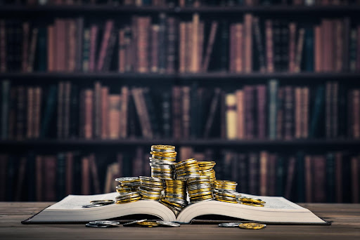 5 Self-Help Books For the Money-Minded