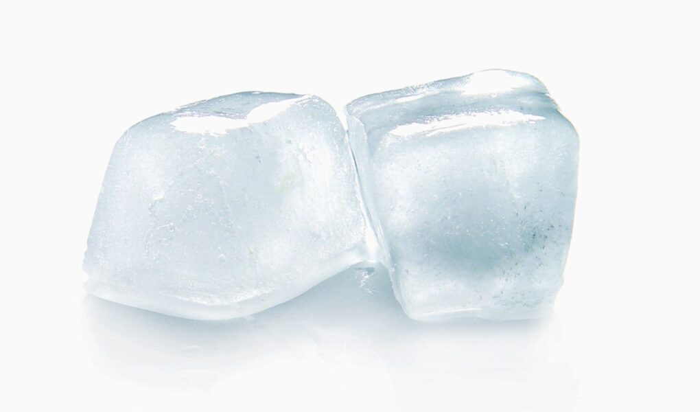 Wellhealthorganic.Com:Amazing Beauty Tips Of Ice Cube Will Make You Beautiful And Young