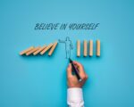 believe yourself - Sachi Bate Quotes in Hindi